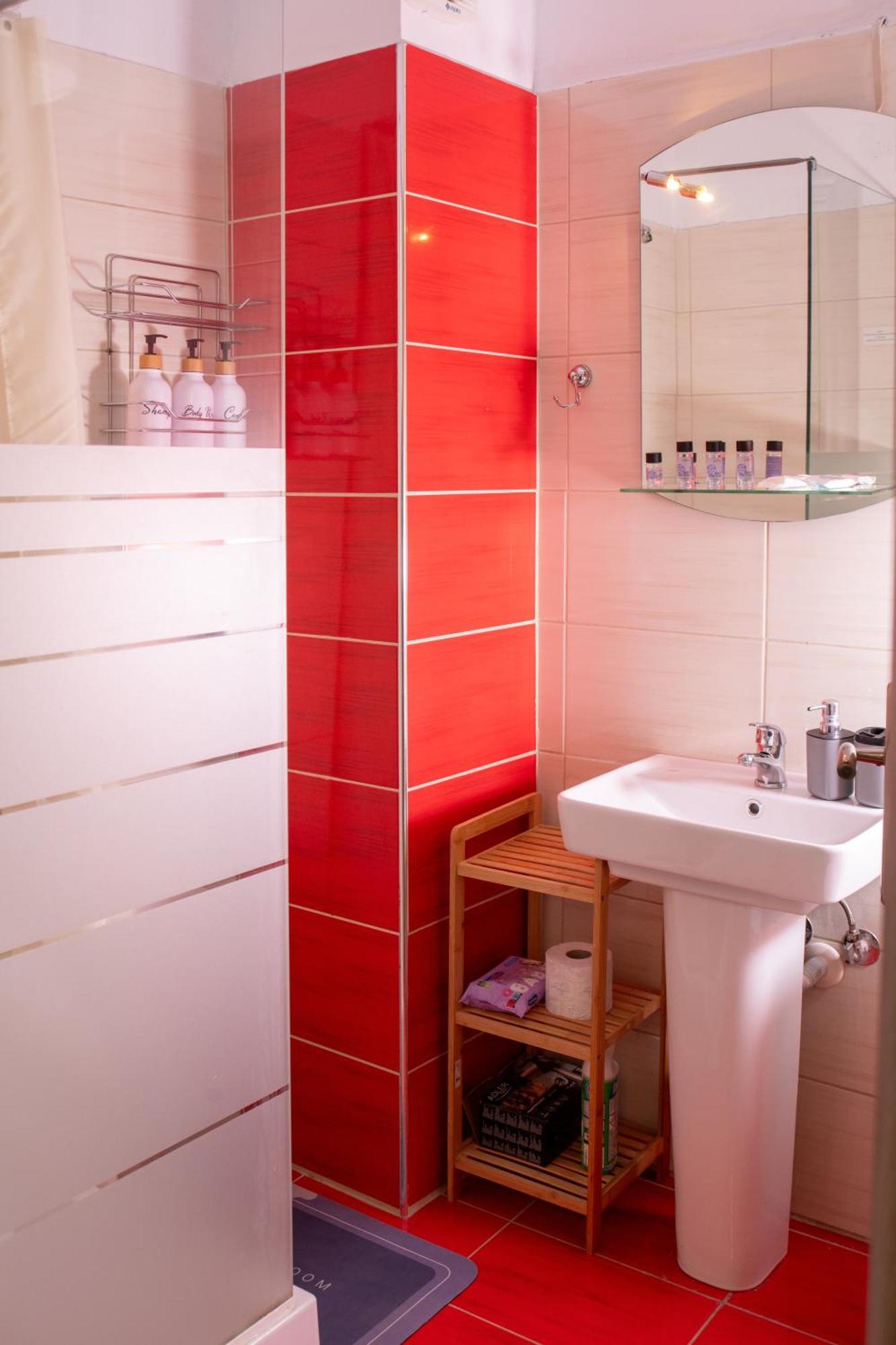 Central & Riverfront Room 1 Edessa Bagian luar foto